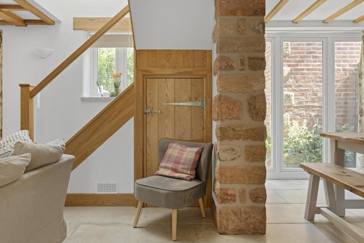 Luxurious Barn Conversion Oakamoor Bagian luar foto